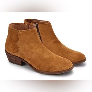 Frye Carson Piping Bootie